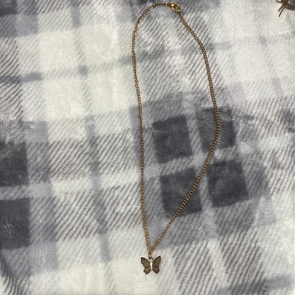 Gold and Sliver Butterfly necklace set 🦋 - Picture 3 of 3